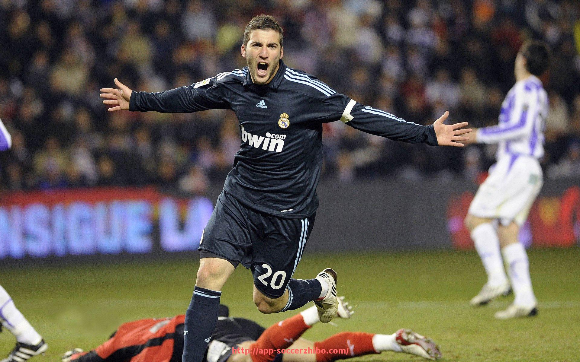 足球直播-2006年火箭队20号球员的表现及贡献