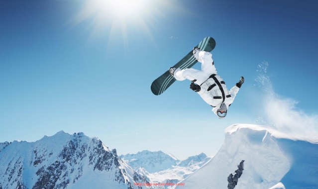 足球直播-山东鲁能在中国足球职业化进程中的中超表现分析