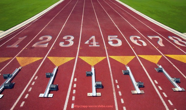 足球直播-2012赛季中超颁奖盛典精彩回顾与奖项得主盘点