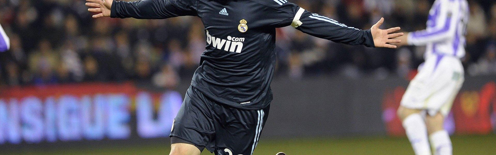 足球直播-哪支德甲球队最能代表球迷精神？归属感强的俱乐部